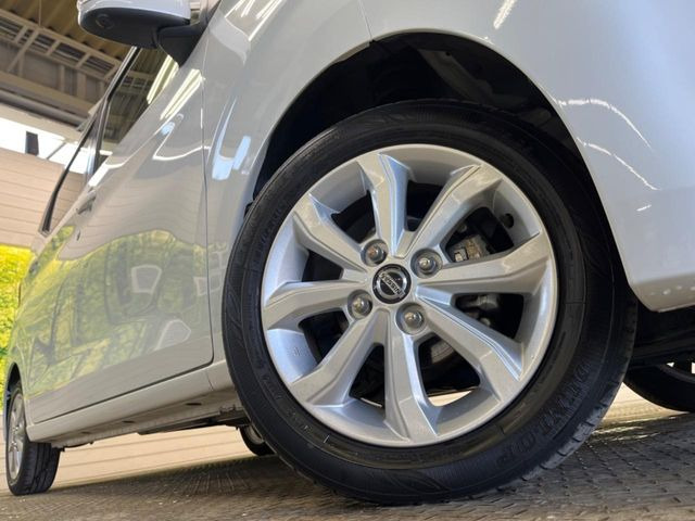 �y����14�C���`�A���~�z�C�[���z�O�ςɃ}�b�`���������A���~�z�C�[���𑕒����Ă���܂��B�e��ЊO�A���~�z�C�[����A�X�^�b�h���X�^�C�����戵�����Ă���܂��B���񂲑��k����������