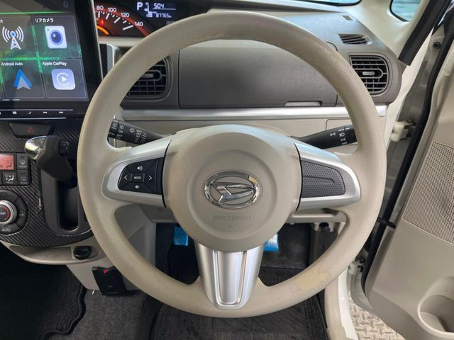 �y�X�}�[�g�A�V�X�g�z���s���ɑO���̎ԗ�����F�����A�Փ˂������Ȏ��͌x��ƃu���[�L�ŏՓˉ���Ɣ�Q�y�����A�V�X�g�B�����S�Ƀh���C�u�����y���݂��������܂��B