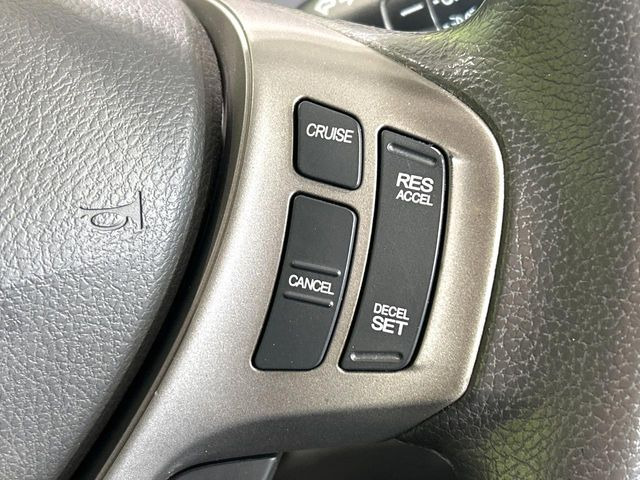 �y�N���[�Y�R���g���[���z�������H�����N���N���s�B�A�N�Z���𗣂��Ă���葬�x�ő��s���ł��A�������^�]���̕��S���y��!�����E�������ȒP�ȃX�C�b�`����Œ����ł��܂��B