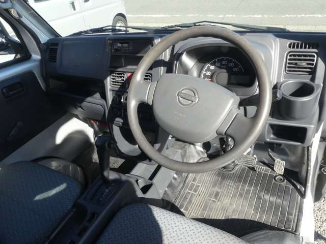 NT100クリッパーDX セーフティ パッケージ 4WD