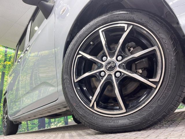 �y15�C���`�A���~�z�C�[���z�O�ςɃ}�b�`�����A���~�z�C�[���𑕒����Ă���܂��B�e��A���~�z�C�[����A�X�^�b�h���X�^�C�����戵�����Ă���܂��B���񂲑��k����������