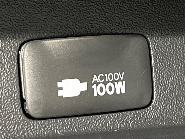 �y�A�N�Z�T���[�R���Z���g�z�L�����v��X�|�[�c�A�A�E�g�h�A�ł̃A�N�e�B�r�e�B�͂������A�ЊQ�E��d�̍ۂɏ����ɂ��Ȃ�AC100V�R���Z���g�𑕔���P�[�^�C��^�u���b�g�A�Q�[���@��̏[�d�ɂ���