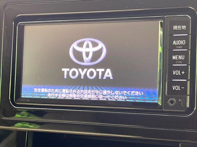 �y�����i�r�z�l�C�̏����i�r�𑕔����Ă���܂��B�i�r�̎g���₷���͂������A�I�[�f�B�I�@�\���[��!�L�����v�◷�s�͂������A�ʋ΂┃�����ȂǕ��i�̃h���C�u���y�����Ȃ�͂���