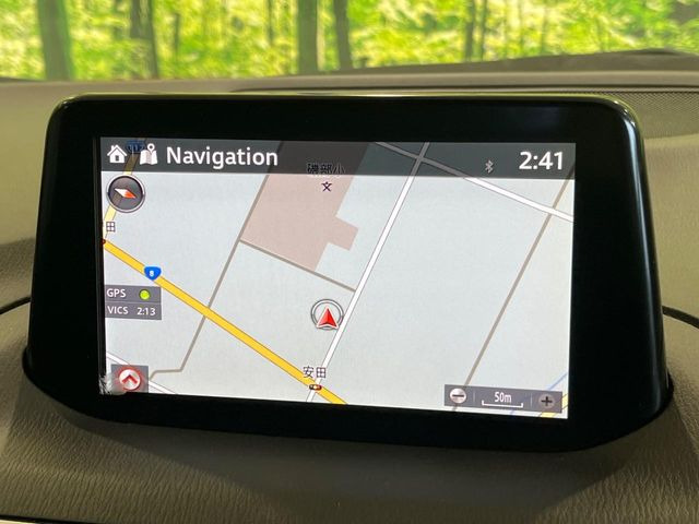 �y�}�c�_�R�l�N�g�i�r�z�ԓ��̕��͋C�Ƀ}�b�`������̌^�^�C�v�̃i�r�B�e����q�ݒ��Bluetooth�Đ����A�l�X�ȋ@�\���y���߂܂��B�����I�ȃ_�C�������삪�\�ŁA�g��������ǍD�ł��B