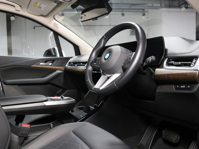 2シリーズアクティブツアラー218d