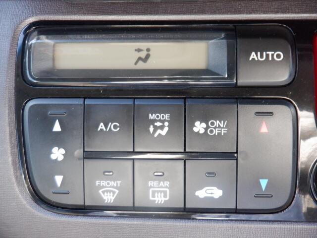 �I�[�g�G�A�R�������B���x�ݒ肪�ł��āA�������K�ł���B