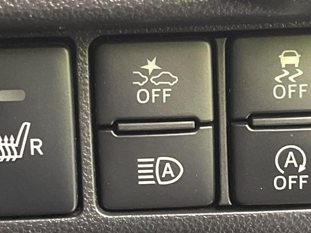 �y�X�}�[�g�A�V�X�g�z���s���ɑO���̎ԗ�����F�����A�Փ˂������Ȏ��͌x��ƃu���[�L�ŏՓˉ���Ɣ�Q�y�����A�V�X�g�B�����S�Ƀh���C�u�����y���݂��������܂��B