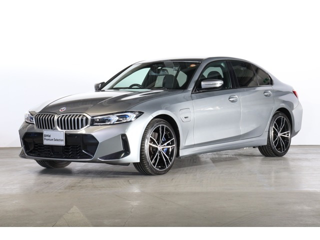 3シリーズセダン330e Mスポーツ