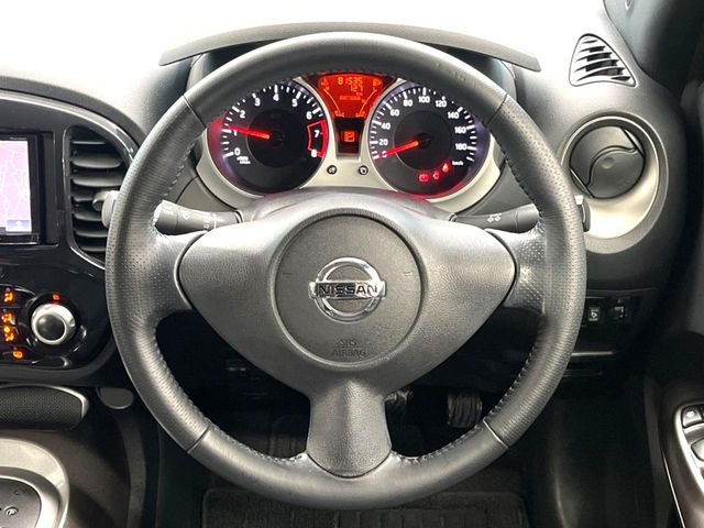 �y�����v�����X�e�A�����O�z�㎿�Ȋv���g�p���邱�ƂŁA��ɂ����������݂ƂĂ��^�]���₷���n���h���ł���