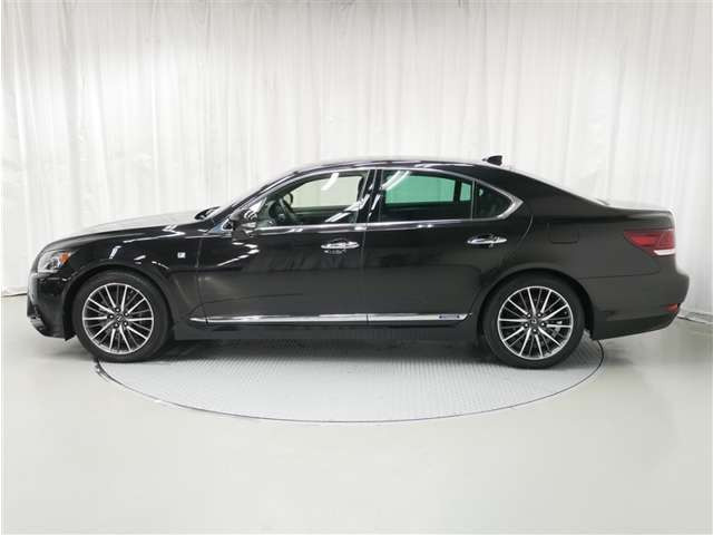 LS600h Fスポーツ 4WD