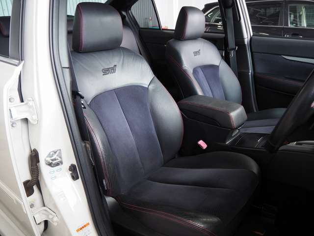 レガシィB42.5 i アイサイト tS 4WD