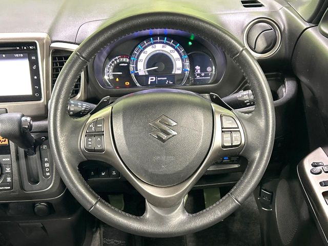 �y�����v�����X�e�A�����O�z�㎿�Ȋv���g�p���邱�ƂŁA��ɂ����������݂ƂĂ��^�]���₷���n���h���ł���