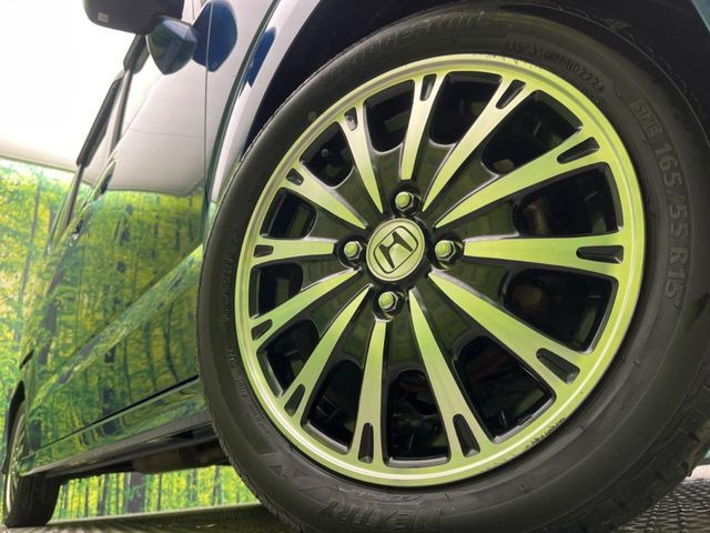 �y����15�C���`�A���~�z�C�[���z�O�ςɃ}�b�`���������A���~�z�C�[���𑕒����Ă���܂��B�e��ЊO�A���~�z�C�[����A�X�^�b�h���X�^�C�����戵�����Ă���܂��B���񂲑��k����������