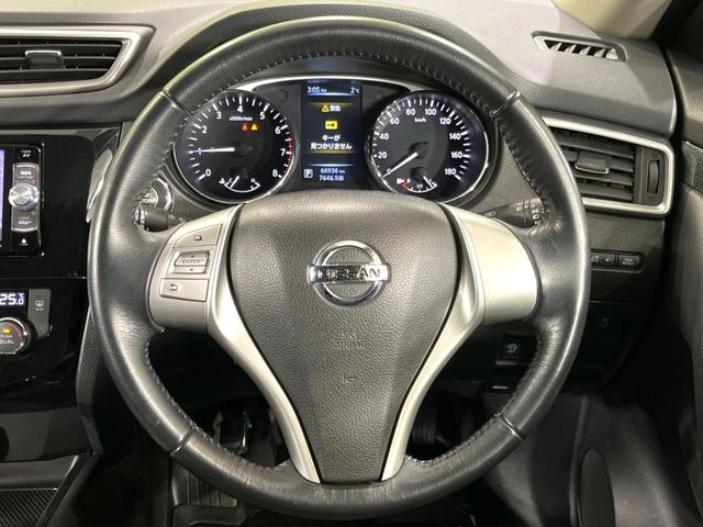 �y�����v�����X�e�A�����O�z�㎿�Ȋv���g�p���邱�ƂŁA��ɂ����������݂ƂĂ��^�]���₷���n���h���ł���