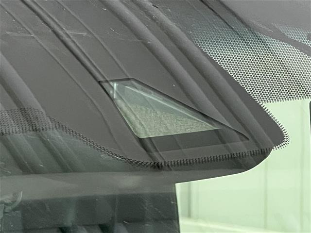 ヴェルファイアハイブリッド 2.5 Z ゴールデンアイズ E-Four 4WD