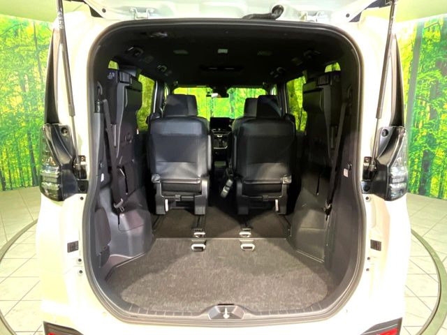 ���i�̂���������ʋ΁A���}���ɏ\���ȉ׎��X�y�[�X���m�ۂ��Ă���܂��B�Z�J���h�V�[�g��|���ƁA�傫�ȉו��̐ύڂ��\�ł���