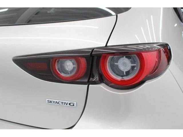 ���Ǝҗl�ւ̔̔��͂��f�肳���Ă��������܂��B �Ԍ������ԗ��̏ꍇ�́A�Ԍ����擾�������x�������z�ŕ\�����Ă���܂��B