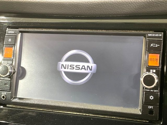 �y�����i�r�z�l�C�̏����i�r�𑕔����Ă���܂��B�i�r�̎g���₷���͂������A�I�[�f�B�I�@�\���[��!�L�����v�◷�s�͂������A�ʋ΂┃�����ȂǕ��i�̃h���C�u���y�����Ȃ�͂���