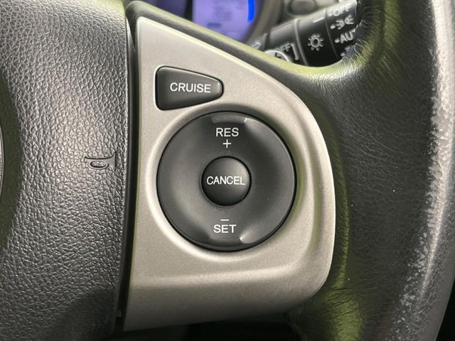 �y�N���[�Y�R���g���[���z�������H�����N���N���s�B�A�N�Z���𗣂��Ă���葬�x�ő��s���ł��A�������^�]���̕��S���y��!�����E�������ȒP�ȃX�C�b�`����Œ����ł��܂��B