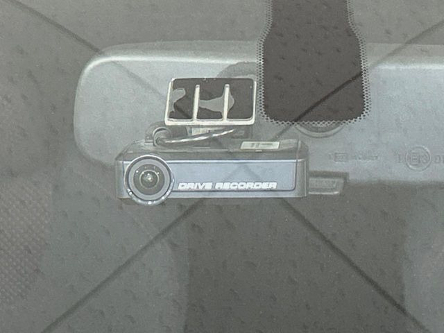 �y�h���C�u���R�[�_�[�z�h���C�u���R�[�_�[����!���s���͂������A������^�]�⎖�̂ɑ��������ہA�f���ŋL�^���A����̃��X�N�ɔ����܂��B���L�^�pSD�J�[�h�͂��q�l�����g�ł��������������K�v������܂��B