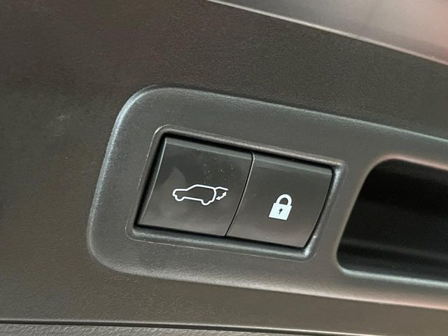 �y�p���[�o�b�N�h�A�z�X�}�[�g�L�[��^�]�Ȃ̃{�^�������������Ń��A�Q�[�g�������ŊJ���܂�!�ו��������Ă��鎞��A�����ʒu�ɂ���o�b�N�h�A��߂�ۂɕ֗��ȋ@�\�ł���