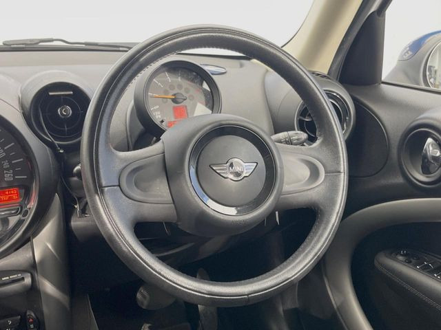 ���n���h�����̃X�������Ȃ��A���ꂢ�ȏ�Ԃ��ێ����Ă���܂��B�e�X�C�b�`���̓�����m�F�ς݂ł��B