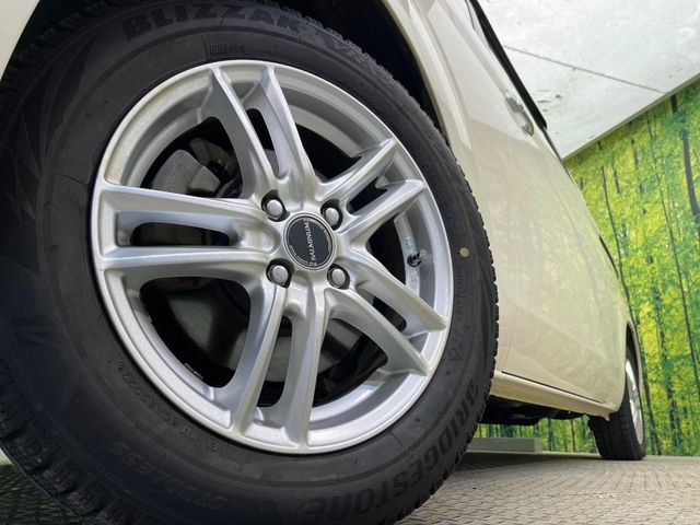 �y15�C���`�A���~�z�C�[���z�O�ςɃ}�b�`�����A���~�z�C�[���𑕒����Ă���܂��B�e��A���~�z�C�[����A�X�^�b�h���X�^�C�����戵�����Ă���܂��B���񂲑��k����������