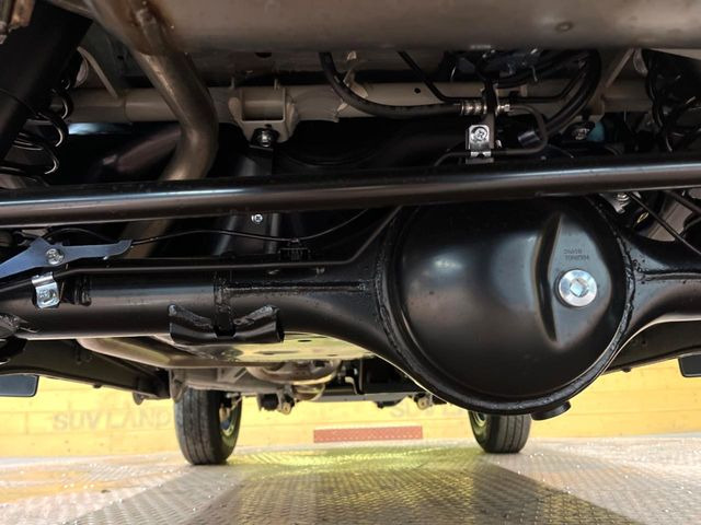 ����肪���ꂢ�Ȃ����ɁA�h�K���H�̎{�H���I�X�X���B�~��n��͂������A���ݕ��ɂ��Z���̕���A��Ń}�����E�E�B���^�[�X�|�[�c���������ɂ��D�]���������Ă���܂��B