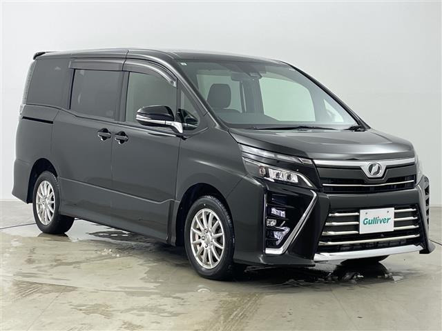 ヴォクシー2.0 ZS 4WD