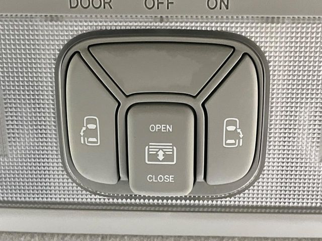 �y�����p���[�X���C�h�h�A�z�X�}�[�g�L�[��^�]�Ȃ̃X�C�b�`�Ō�ȗ����X���C�h�h�A�̊J���\���d��������͂����ăh�A���J����K�v�������A�����Ȃ��q�l�ł��ȒP�ɊJ���߂ł����K�ł���