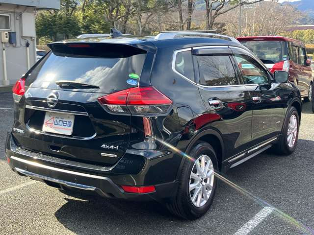 エクストレイル2.0 20Xi ハイブリッド 4WD