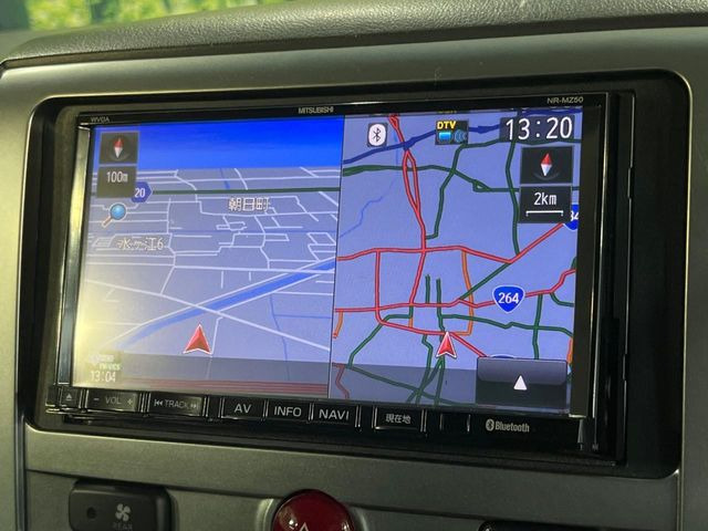 �y�����i�r�z�l�C�̏����i�r�𑕔����Ă���܂��B�i�r�̎g���₷���͂������A�I�[�f�B�I�@�\���[��!�L�����v�◷�s�͂������A�ʋ΂┃�����ȂǕ��i�̃h���C�u���y�����Ȃ�͂���