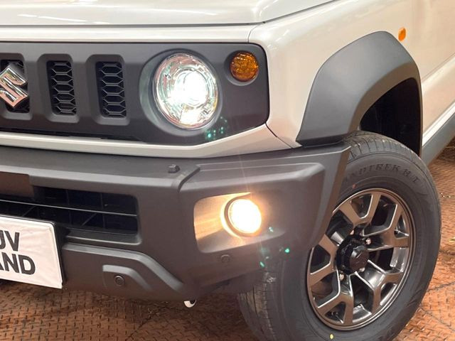 �yLED�w�b�h���C�g�z���V����ԑ��s�����ǍD�Ȏ��E���m�ۂ����S���ĉ^�]�ł��鍂�P�xLED�w�b�h���C�g�𑕔�!�_�����x�������A����d�͂��}�����Ă��܂��B