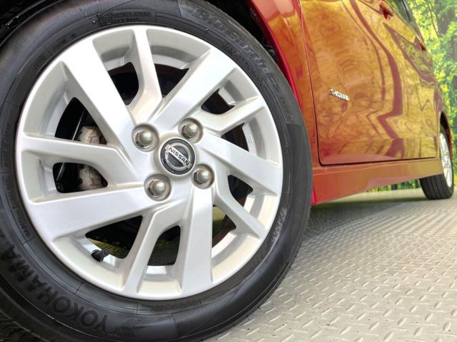 �y�����A���~14�C���`�z�C�[���z�O�ςɃ}�b�`���������A���~�z�C�[���𑕒����Ă���܂��B�e��ЊO�A���~�z�C�[����A�X�^�b�h���X�^�C�����戵�����Ă���܂��B���񂲑��k����������