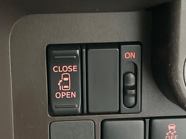 �y�p���[�X���C�h�h�A�z�X�}�[�g�L�[��^�]�Ȃ̃X�C�b�`�ŃX���C�h�h�A�̊J���\���d��������͂����ăh�A���J����K�v�������A���������q�l�ł��A�d���ו��������Ă��鎞�����N�ɊJ���߂ł��܂���