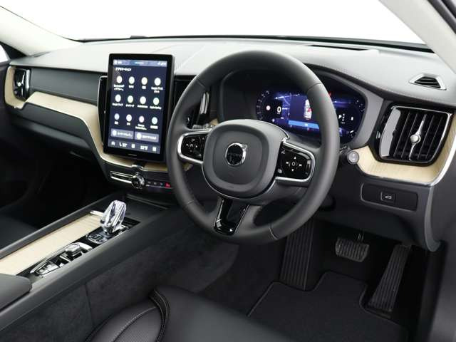 XC60ウルトラ B5 AWD 4WD