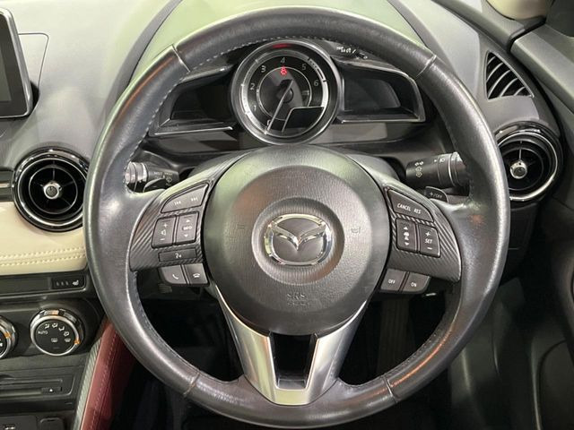 �y�����v�����X�e�A�����O�z�㎿�Ȋv���g�p���邱�ƂŁA��ɂ����������݂ƂĂ��^�]���₷���n���h���ł���