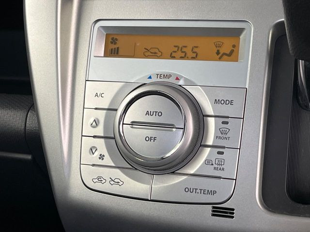 �y�I�[�g�G�A�R���z��x���D�݂̉��x�ɐݒ肷��΁A�ԓ��̉��x�����m�����ʂ≷�x�������Œ����B����&hellip;����&hellip;�Ɖ��x���X�C�b�`���������K�v�͂���܂���B���K�Ȏԓ���Ԃɂ͕K�{�̋@�\�ł��ˁ�