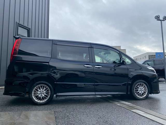 特殊なお車の制作や販売も可能です!(キッチンカーや積載車、ダンプカーやレプリカ車、バスなどなど)流行りのSUVは勿論、EV(電気自動車)やハイブリッド(PHEV含む)も納車実績がございます!何でもご相談を!