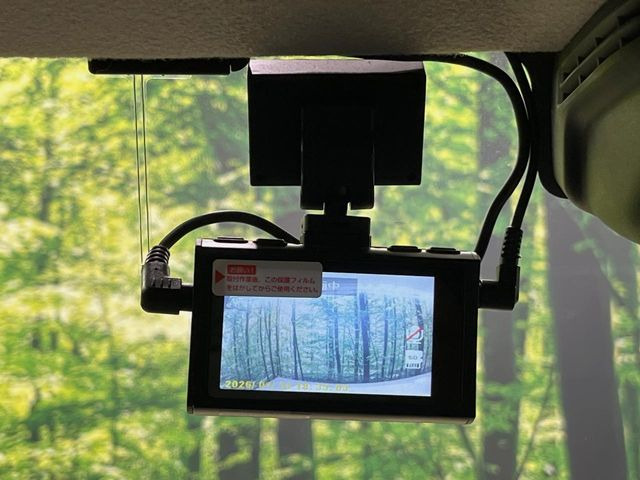 �y�h���C�u���R�[�_�[�z�h���C�u���R�[�_�[����!���s���͂������A������^�]�⎖�̂ɑ��������ہA�f���ŋL�^���A����̃��X�N�ɔ����܂��B���L�^�pSD�J�[�h�͂��q�l�����g�ł��������������K�v������܂��B