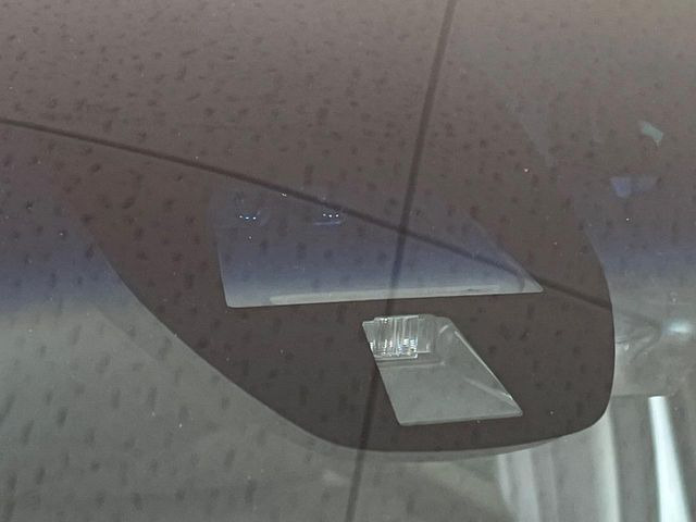 �y�V�e�B�u���[�L�A�N�e�B�u�V�X�e���z�ᑬ���s���ɑO���̎ԗ�����F�����A�Փ˂������Ȏ��͌x��ƃu���[�L�ŏՓˉ���Ɣ�Q�y�����A�V�X�g�B�����S�Ƀh���C�u�����y���݂��������܂��B