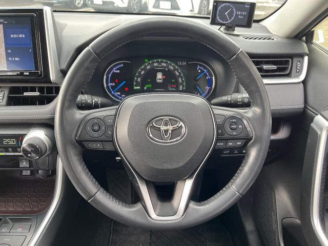 �y�����v�����X�e�A�����O�z�㎿�Ȋv���g�p���邱�ƂŁA��ɂ����������݂ƂĂ��^�]���₷���n���h���ł���