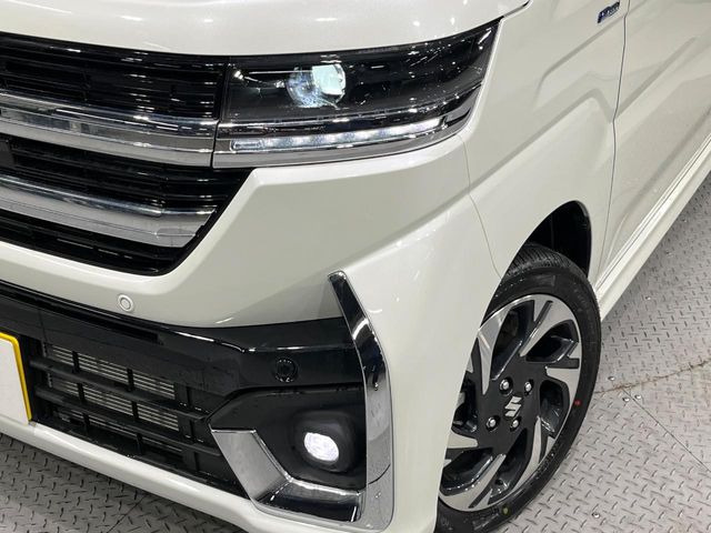 �yLED�w�b�h���C�g�z���V����ԑ��s�����ǍD�Ȏ��E���m�ۂ����S���ĉ^�]�ł��鍂�P�xLED�w�b�h���C�g�𑕔�!�_�����x�������A����d�͂��}�����Ă��܂��B