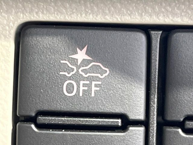 �y�X�}�[�g�A�V�X�g�z���s���ɑO���̎ԗ�����F�����A�Փ˂������Ȏ��͌x��ƃu���[�L�ŏՓˉ���Ɣ�Q�y�����A�V�X�g�B�����S�Ƀh���C�u�����y���݂��������܂��B