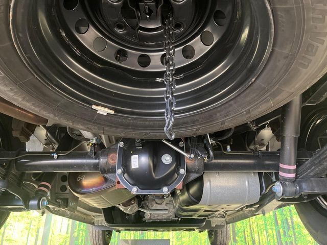 ����肪���ꂢ�Ȃ����ɁA�h�K���H�̎{�H���I�X�X���B�~��n��͂������A���ݕ��ɂ��Z���̕���A��Ń}�����E�E�B���^�[�X�|�[�c���������ɂ��D�]���������Ă���܂��B