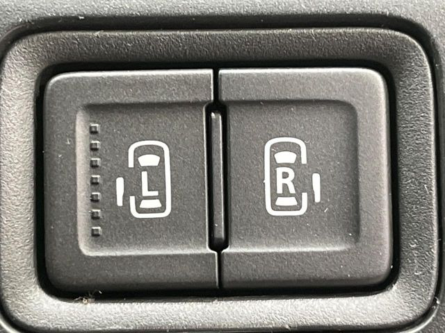 �y�����p���[�X���C�h�h�A�z�X�}�[�g�L�[��^�]�Ȃ̃X�C�b�`�Ō�ȗ����X���C�h�h�A�̊J���\���d��������͂����ăh�A���J����K�v�������A�����Ȃ��q�l�ł��ȒP�ɊJ���߂ł����K�ł���