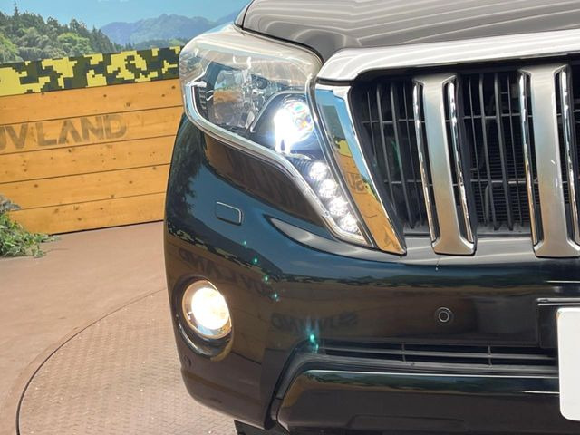 �yLED�w�b�h���C�g�z���V����ԑ��s�����ǍD�Ȏ��E���m�ۂ����S���ĉ^�]�ł��鍂�P�xLED�w�b�h���C�g�𑕔�!�_�����x�������A����d�͂��}�����Ă��܂��B