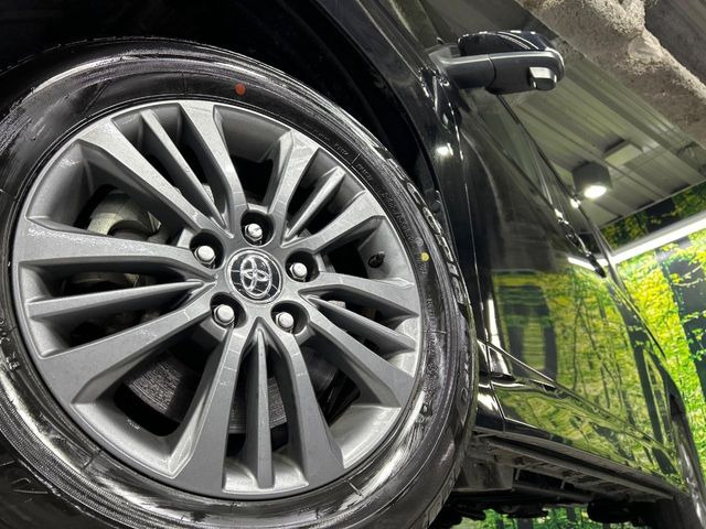 �y����16�C���`�A���~�z�C�[���z�O�ςɃ}�b�`���������A���~�z�C�[���𑕒����Ă���܂��B�e��ЊO�A���~�z�C�[����A�X�^�b�h���X�^�C�����戵�����Ă���܂��B���񂲑��k����������