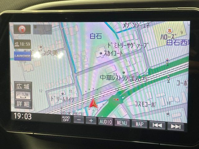 ���|�[�^�u���i�r:��̊��̂���i�r�́A����������ԓ������o���Ă���܂��BBluetooth�Đ��ȂǃI�[�f�B�I�@�\���[�����Ă���܂��̂ŁA�^�]�����y���߂܂���