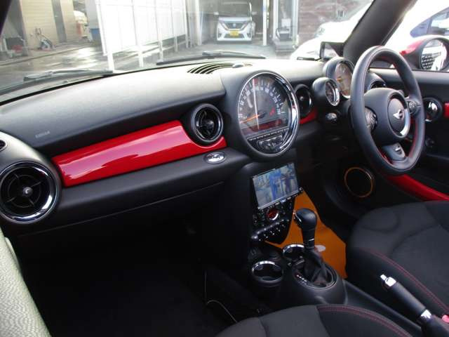 ���d�b�̓t���[�_�C�����łǂ�����0078-6002-334194��(�g��PHS��) ���ꏊ�́A���̓��H���� �p�[�N�h�[��(���������N�X�^�W�A��)���� �I�����W�̊����ڈ�ł���